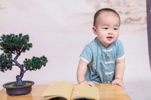 专业助孕公司宝宝经常吐奶怎么回事