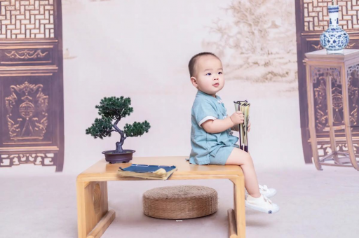 专业助孕公司孕妇尖肚子和圆肚子